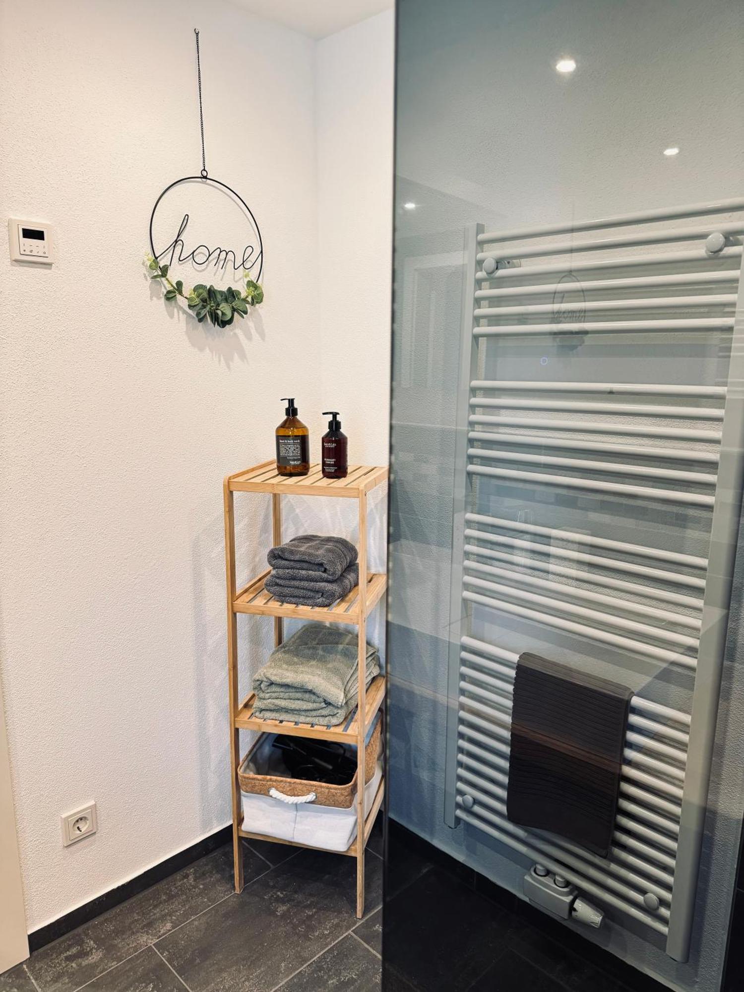 Brachback Moderne Wohnung Zum Wohlfuehlen מראה חיצוני תמונה